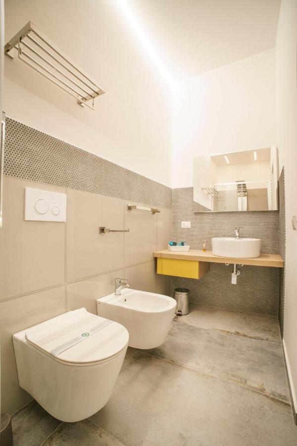 Oasi Del Golfo Suites B&B 卡斯泰拉马莱 外观 照片